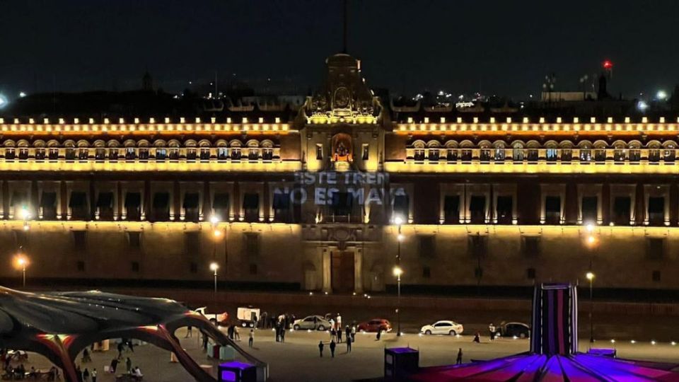 Se Manifiestan Grupos Ambientalistas A Las Afueras De Palacio Nacional