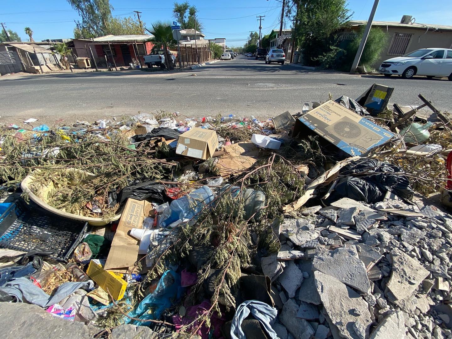 Invaden Lotes Bald Os Con Basura Mexicali