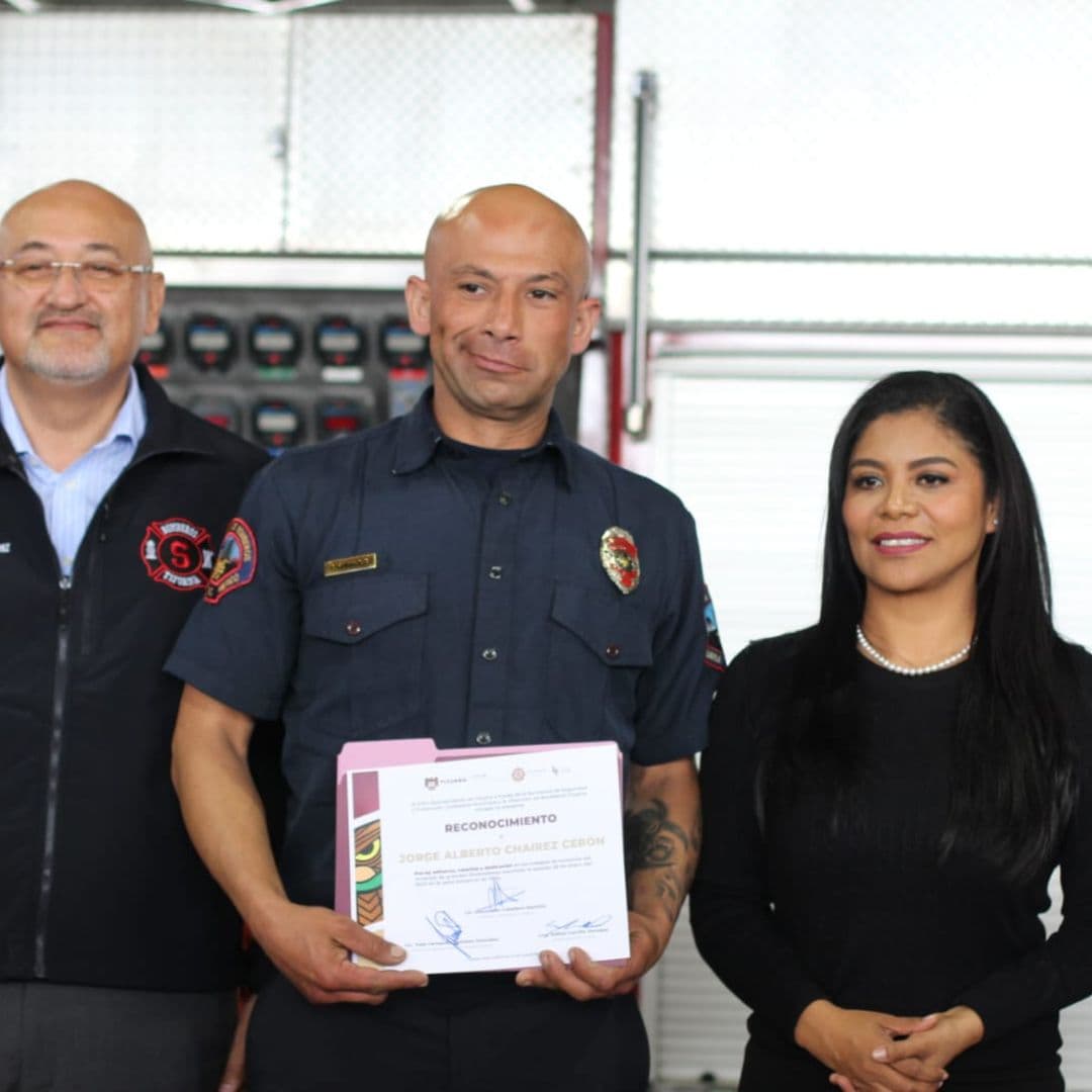 [VIDEO Y GALERIA] Donan 2 millones de pesos en equipo a Bomberos. I FOTO: Liliana Silva
