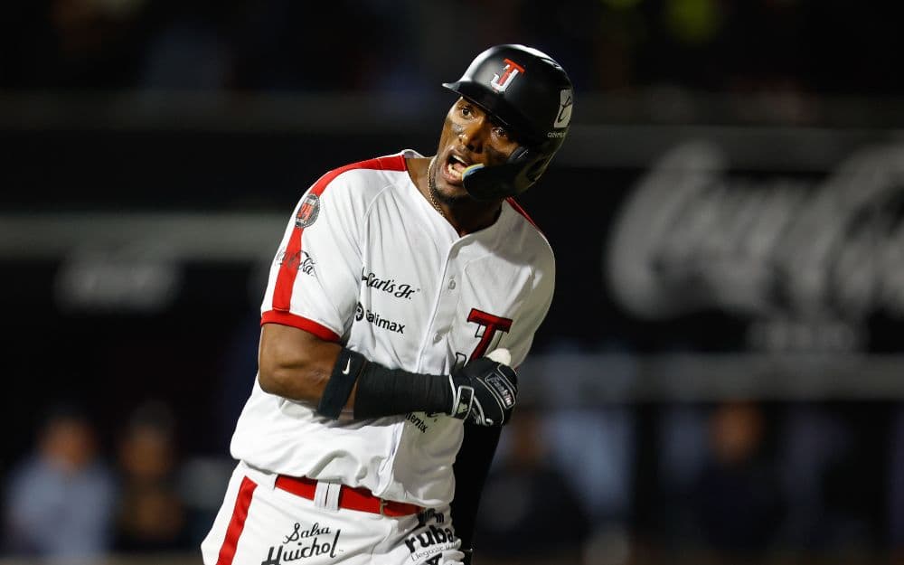 Junior Lake conectó cuadrangular de dos carreras que en su momento puso arriba a Toros, pero no fue suficiente para frenar la maquinaria de Rieleros.