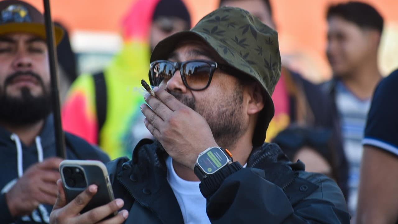 Se realiza marcha  a favor de la legalización de la marihuana IFOTO; Border Zoom