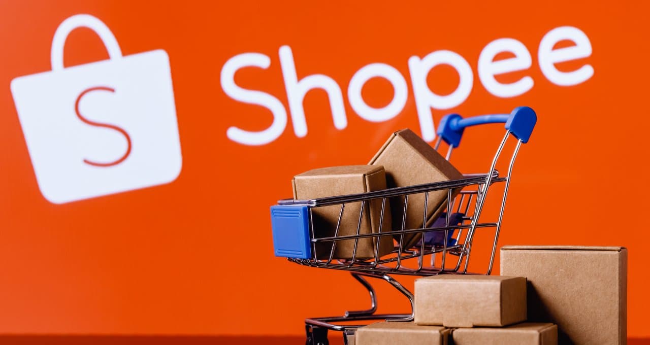 SHOPEE  IFOTO: WEB