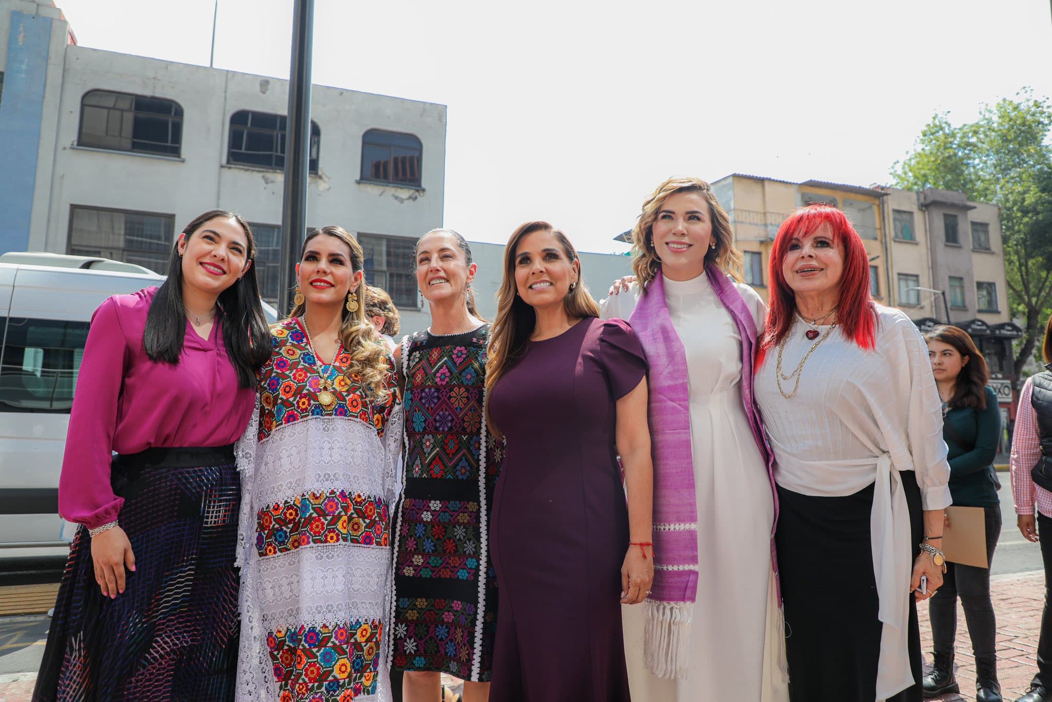 Gobernadoras y funcionarias conmemoran el Día de la Mujer IFOTO: Twitter @MarinadelPilar