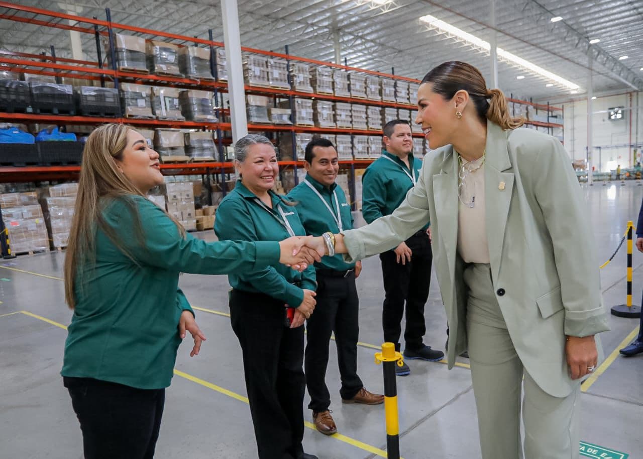 La gobernadora Marina del Pilar Avila Olmeda celebra el crecimiento económico sostenido de Baja California, respaldado por datos del INEGI.