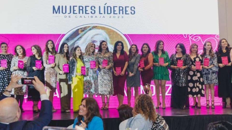 Se reconoce a 31 mujeres por su labor en evento con causa. I FOTO: Cortesía