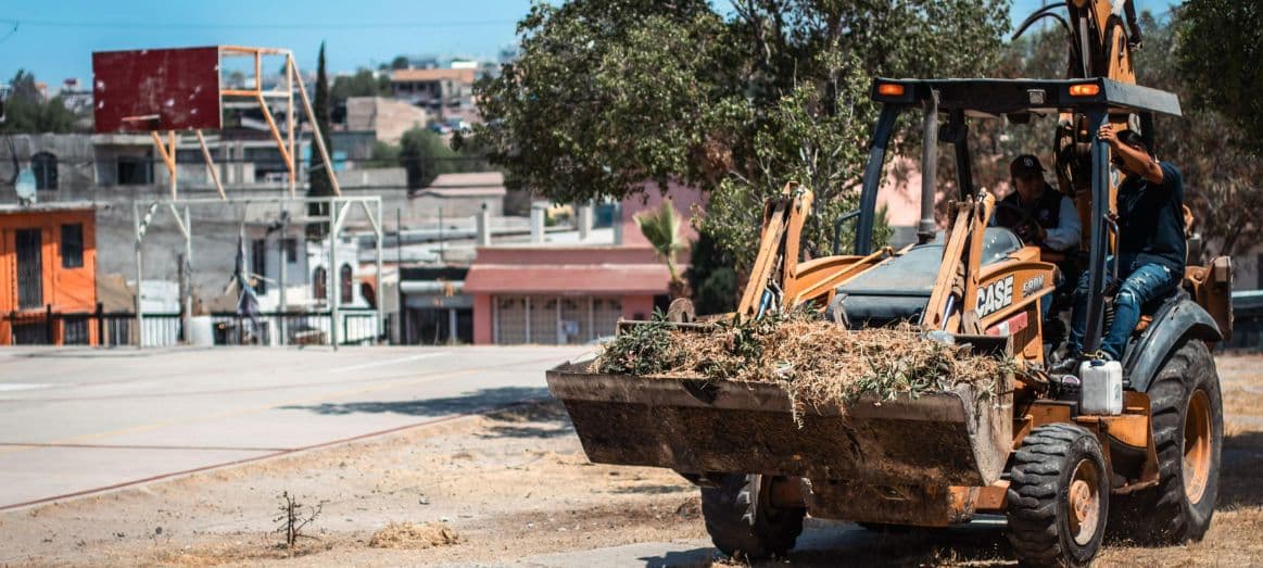 Personal del Ayuntamiento retiró más de 47 toneladas de basura en tres delegaciones como parte del programa “Tijuana: Ciudad Limpia