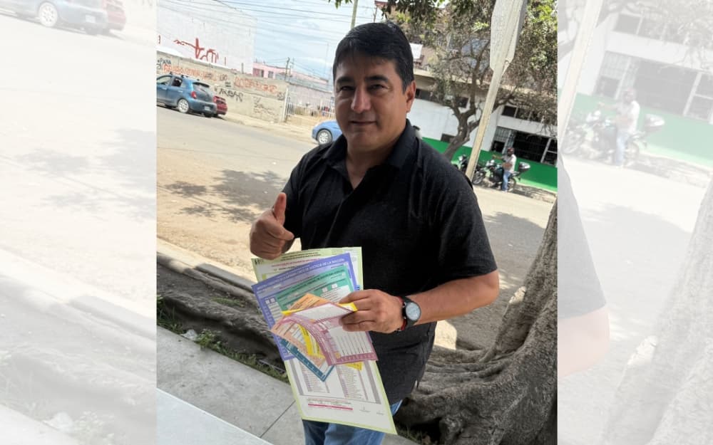 Erik “El Terrible” Morales, ídolo del boxeo mexicano, acudió a votar en las elecciones históricas del Poder Judicial e hizo un llamado a participar.