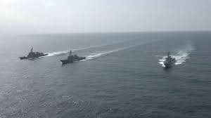 . No se ha decidido nada, pero una opción implica enviar a algunos estadounidenses a bordo de barcos de la Armada.