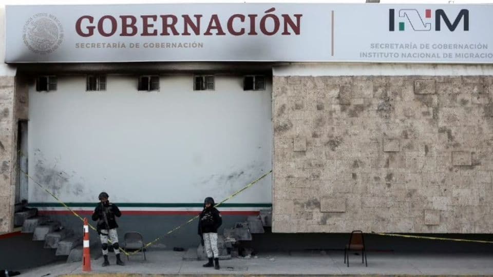 Detienen a funcionario del INM involucrado en el incendio de Ciudad Juárez. I FOTO: WEB