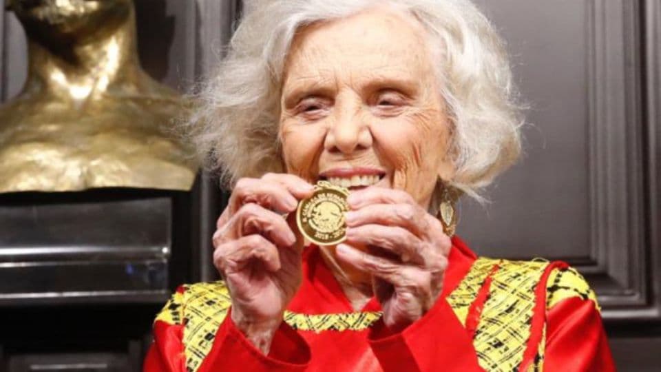 Recibe, Elena Poniatowska, medalla Belisario Domínguez 2022. I FOTO: WEB