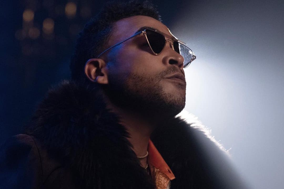 Don Omar está envuelto en un pleito legal ya que giran orden de aprehensión en su contra por estafa agravada.