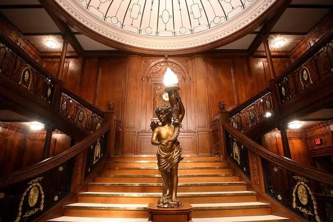 Réplica de la Gran Escalera del Titanic | Imagen cortesía