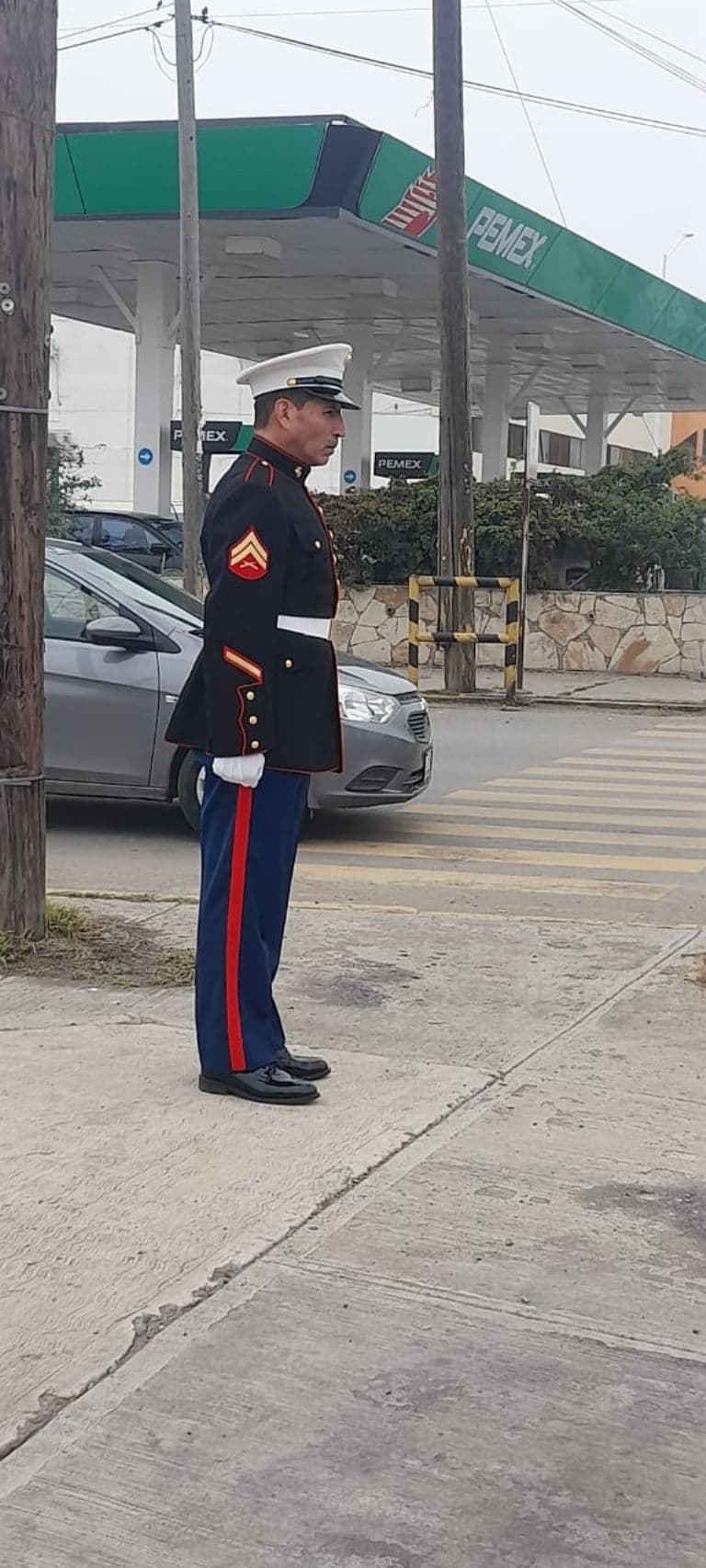 Año tras año el militar del ejército de los Estados Unidos regresó a Nuevo Laredo en espera de la mujer de la cual se enamoró hace más de tres décadas.