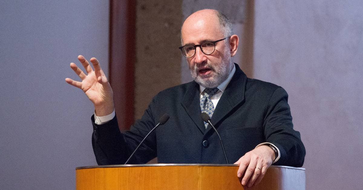 “El proceso (de selección para el ministro presidente) me parece que iba muy bien y se empezó a distorsionar con los señalamientos hacía la tesis de la ministra Esquivel y los comentarios del presidente aludiendo a Alfredo Gutiérrez Ortíz Mena”, expresó C