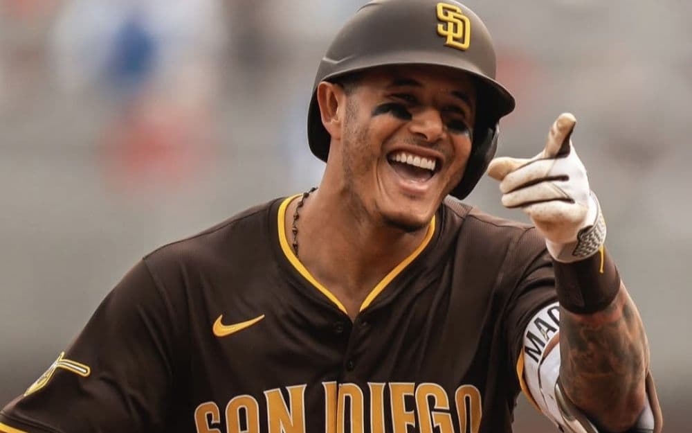 Con jonrones de Jake Cronenworth y Manny Machado, los Padres de San Diego vinieron de atrás para vencer 5-3 a los Braves de Atlanta y llevarse la serie 2-1 en el Truist Park.