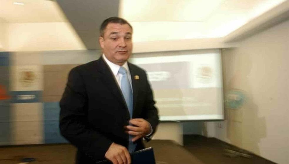 George Dietz, agente especial del departamento de Justicia, fue uno de los últimos testigos quien dio detalle de los bienes de Genaro García Luna; la defensa mencionó que sus propiedades fueron declaradas.