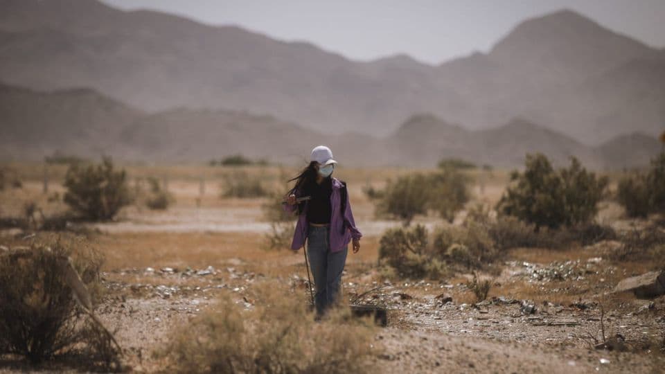 Buscan a sus familiares en el desierto de Mexicali. I FOTO: BorderZoom