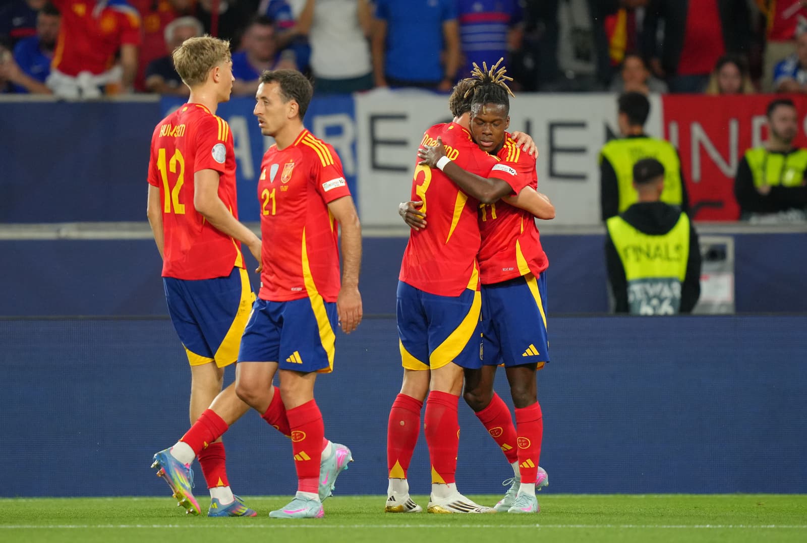 FOTO CELEBRACIÓN: UEFA VÍA GETTY IMAGES