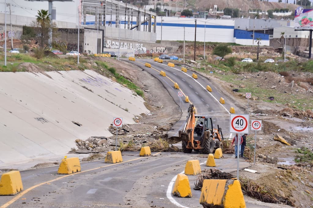 Las lluvias se levaron la obra. Foto: Norman García