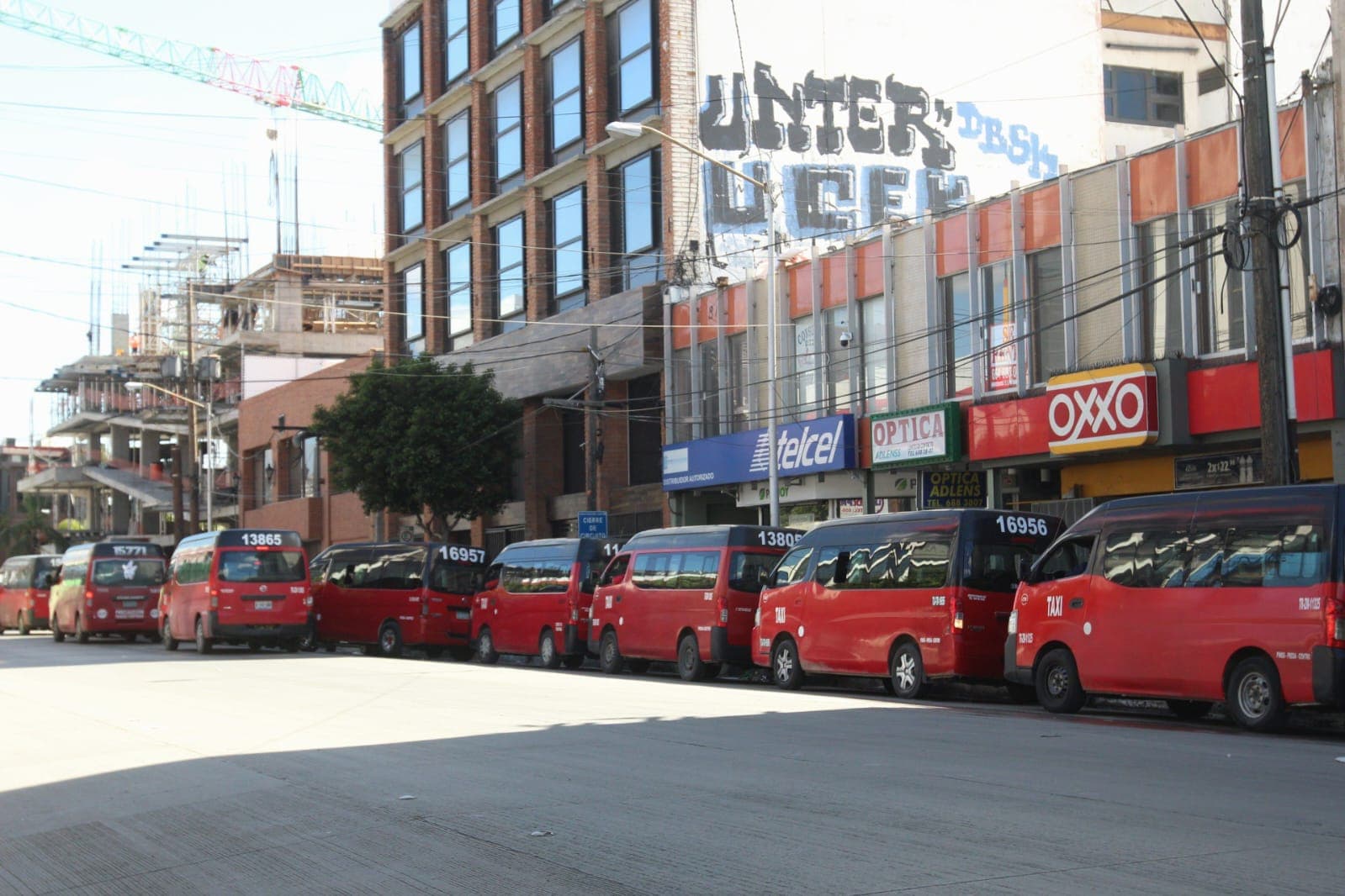 Sondeo: Tijuanenses opinan sobre desaparición de taxis rojos IFOTO: Baja News