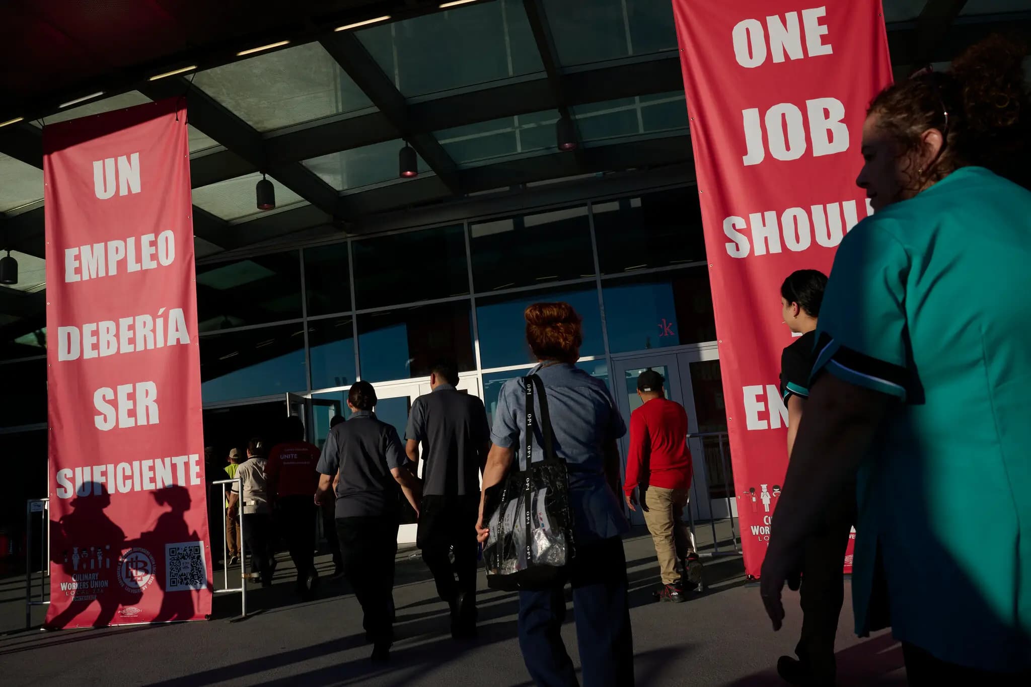 Trabajadores de los casinos votando para aprobar la huelga en septiembre de este año IFOTO: Bridget Bennett para el New York Times