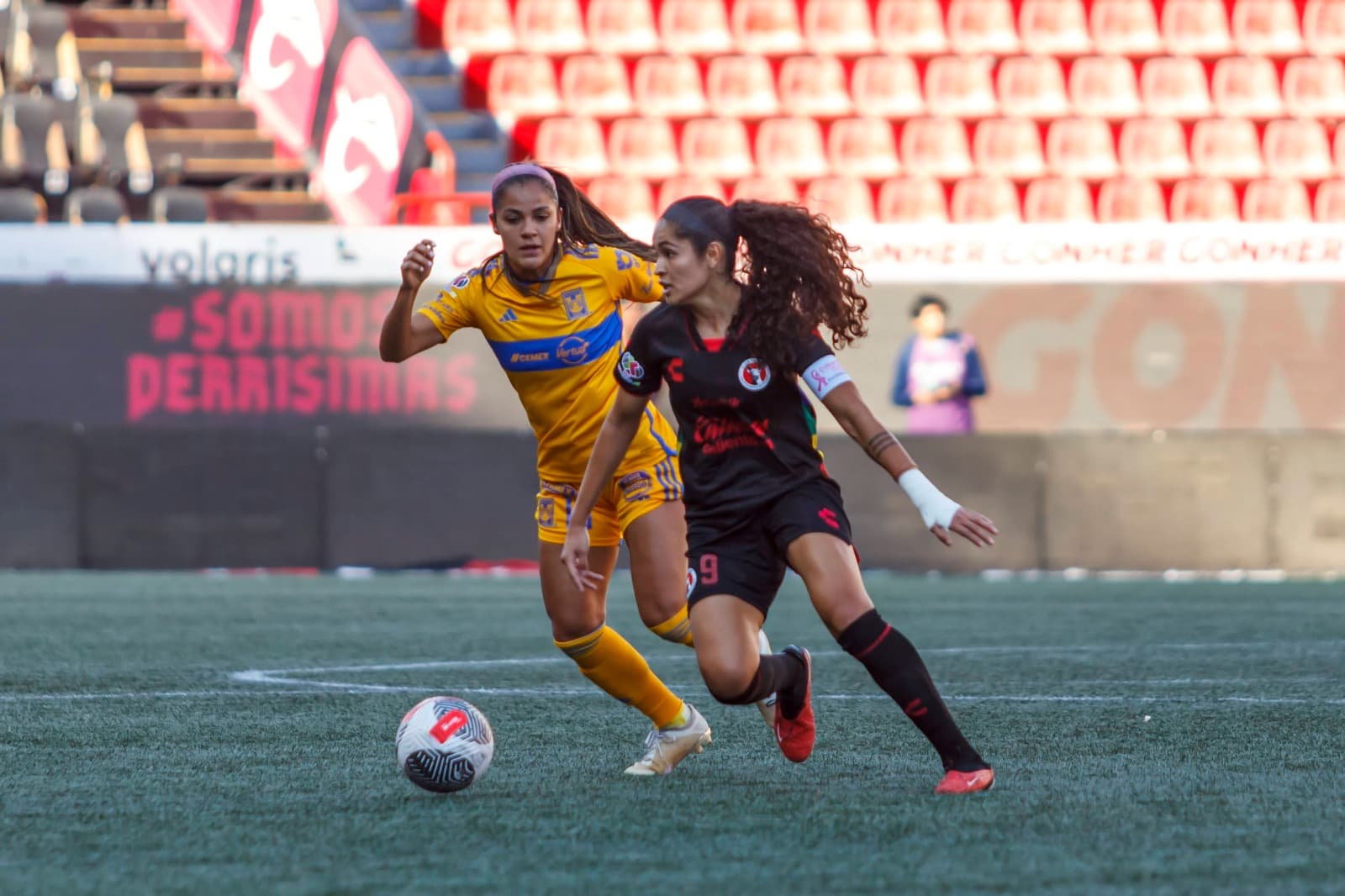 Tigres se mantiene como líder en la liga femenil