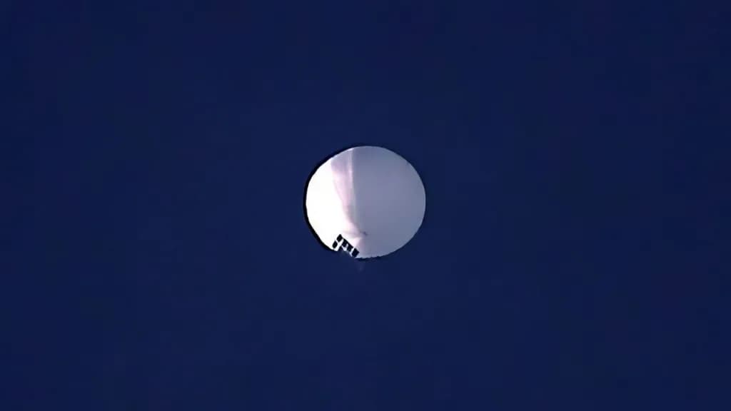 Biden prometió "cuidar" el Globo espía de China que derribó en la Costa del Sur IFOTO: CNN