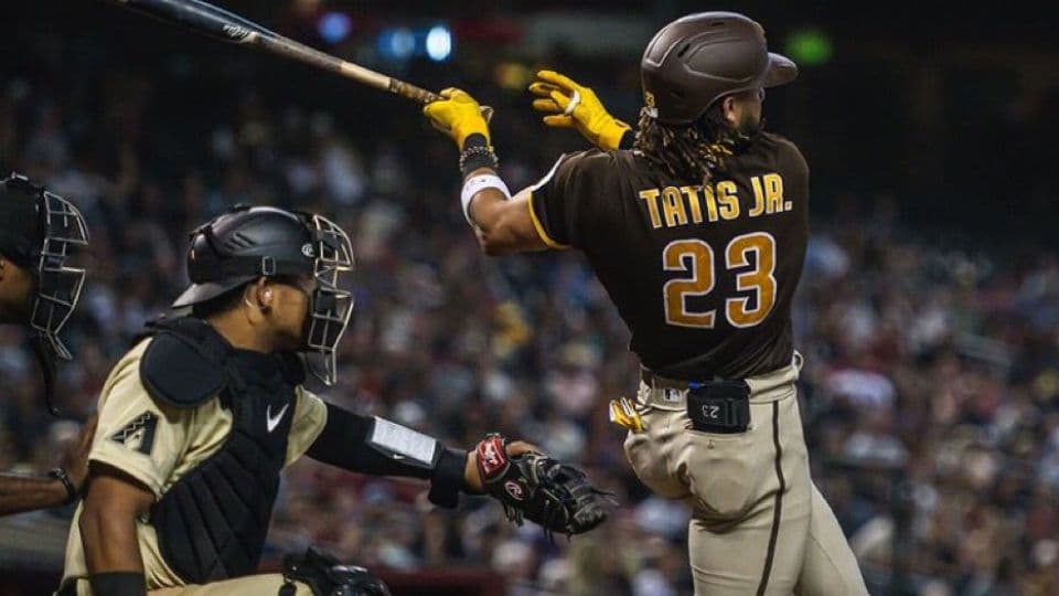 Dbacks apalea y blanquea a los Padres. I FOTO: TT @Padres
