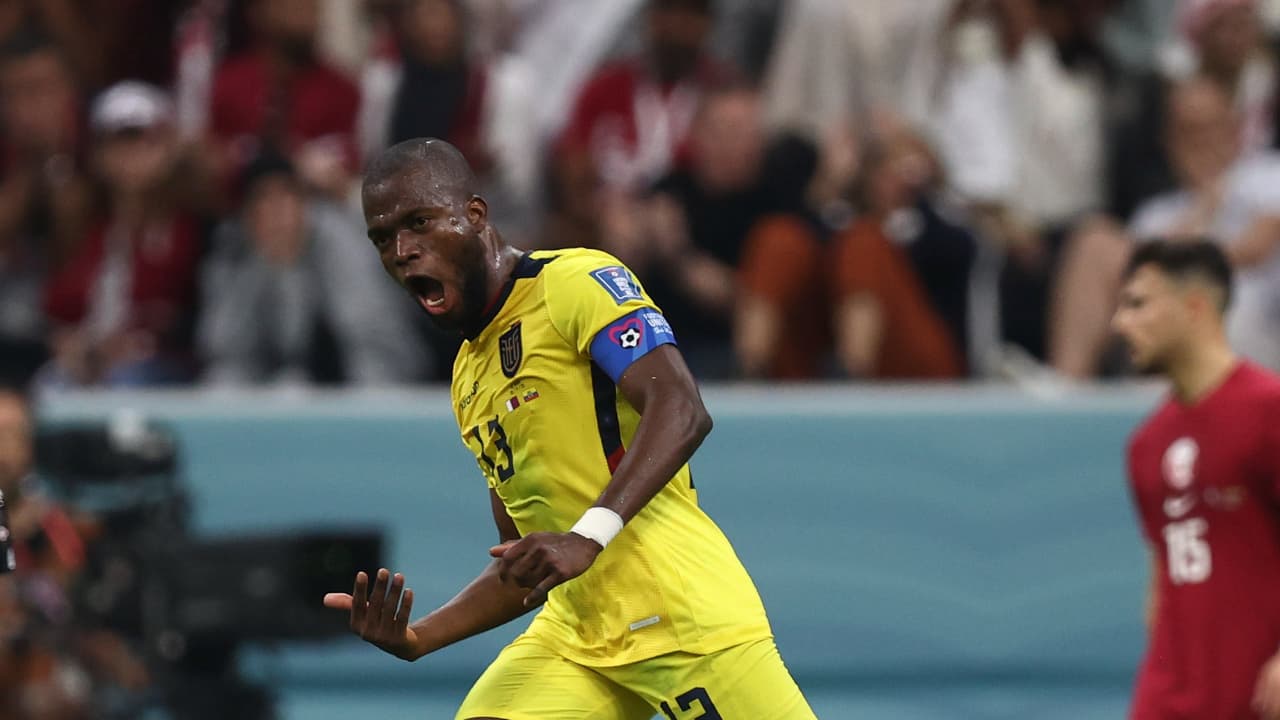 Enner Valencia inicia como líder de goleo con un doblete en Qatar 2022. (Foto: Twitter @fifaworldcup_es)