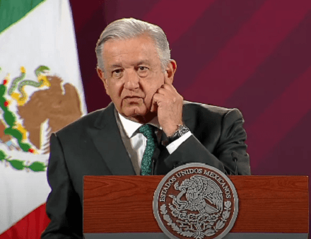 ¨Si el extitular de Pemex en el sexenio pasado está dispuesto a pagar la reparación del daño, sí hay posibilidad de que puede llevar su proceso en libertad, pero advirtió que se tiene que reparar el daño¨, indicó López Obrador.