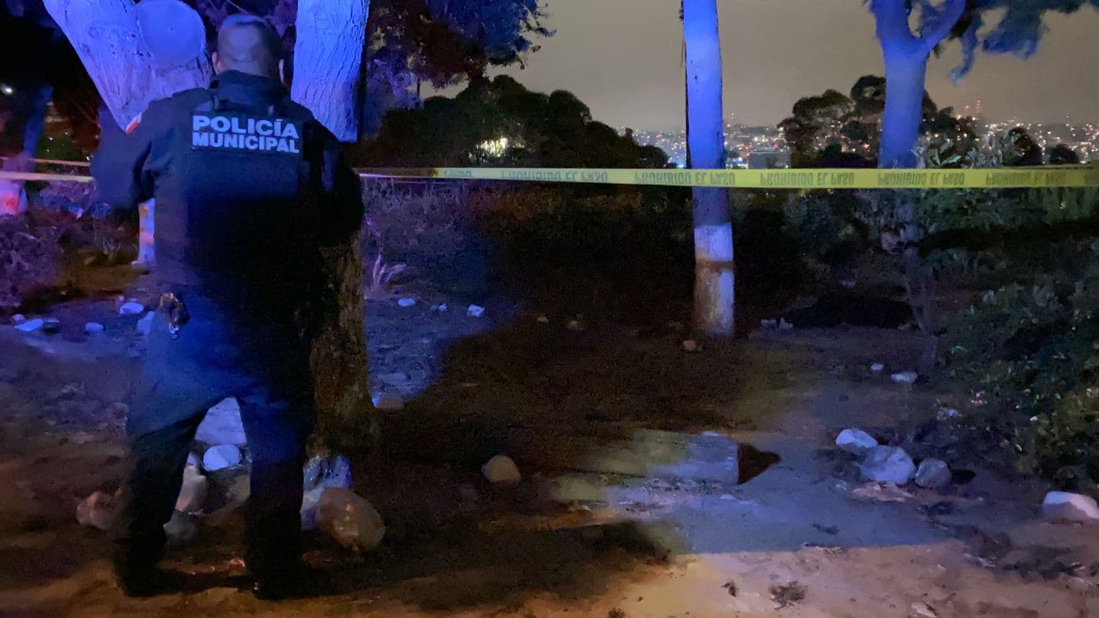 Mujer es encontrada sin vida en vía pública IFOTO: Border Zoom