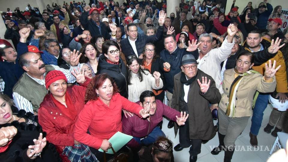 Los denunciados “apoyaron públicamente a un partido distinto a Morena y a un precandidato del Partido del Trabajo durante el desarrollo del actual proceso electoral en el estado de Coahuila”, por lo que –se advierte– harán campaña en contra de Morena y su