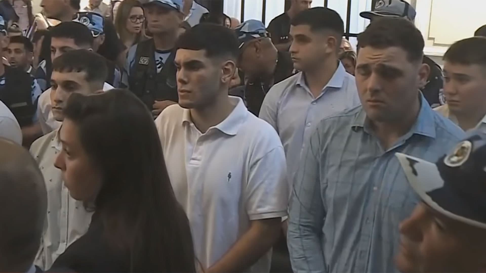 Dictan sentencia de los jóvenes que asesinaron a Fernando Báez en un bar IFOTO: Infobae