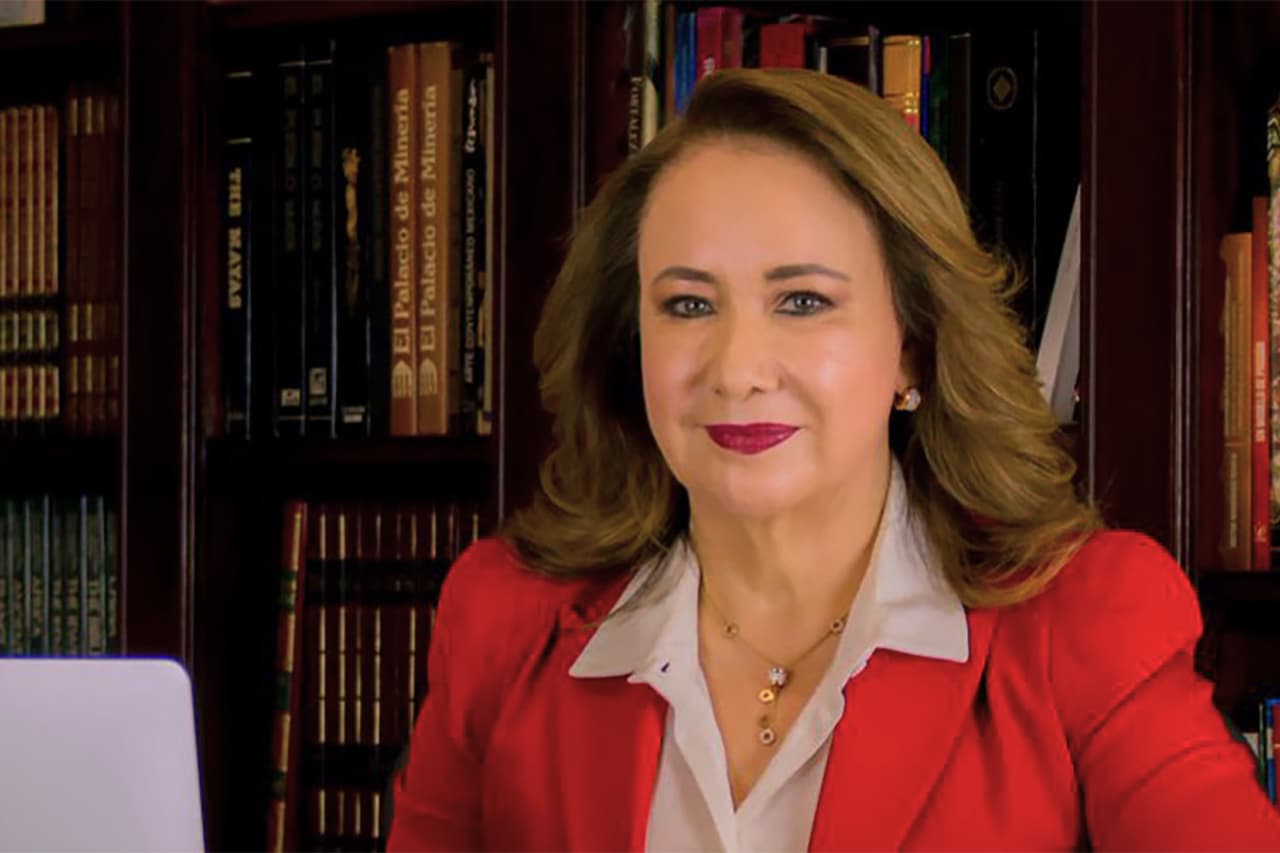 “Voy a continuar como siempre lo he hecho en esta función desde hace 35 años”, declaró la Ministra de la SCJN, esto durante ser entrevistada por el medio Milenio. Dijo rechazar “absolutamente la determinación del comité de integridad de la FES Aragón” de