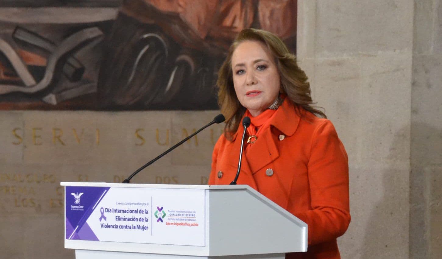 La ministra, previo a la votación, solicitó la palabra y se defendió de los señalamientos en su contra por plagio.