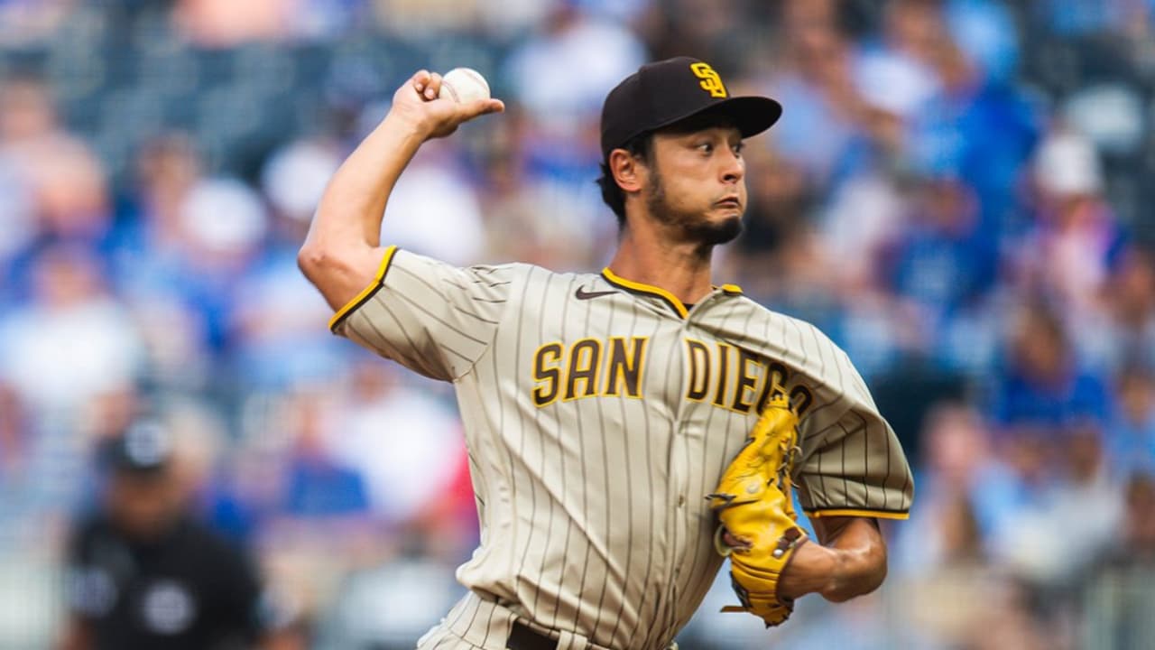 Yu Darvish inició tambaleante, pero se recompuso para guiar al triunfo a los Padres en Kansas City. (Foto: Twitter @Padres)