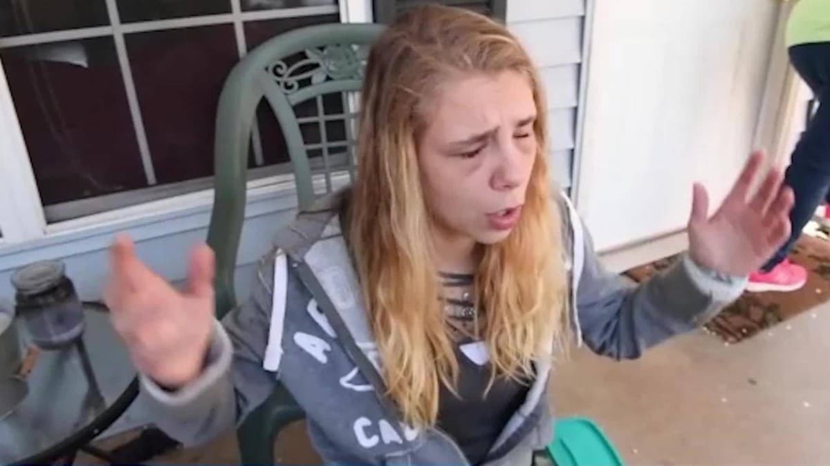 Estados Unidos: Joven se arranca sus ojos en episodio de drogas IFOTO: Web