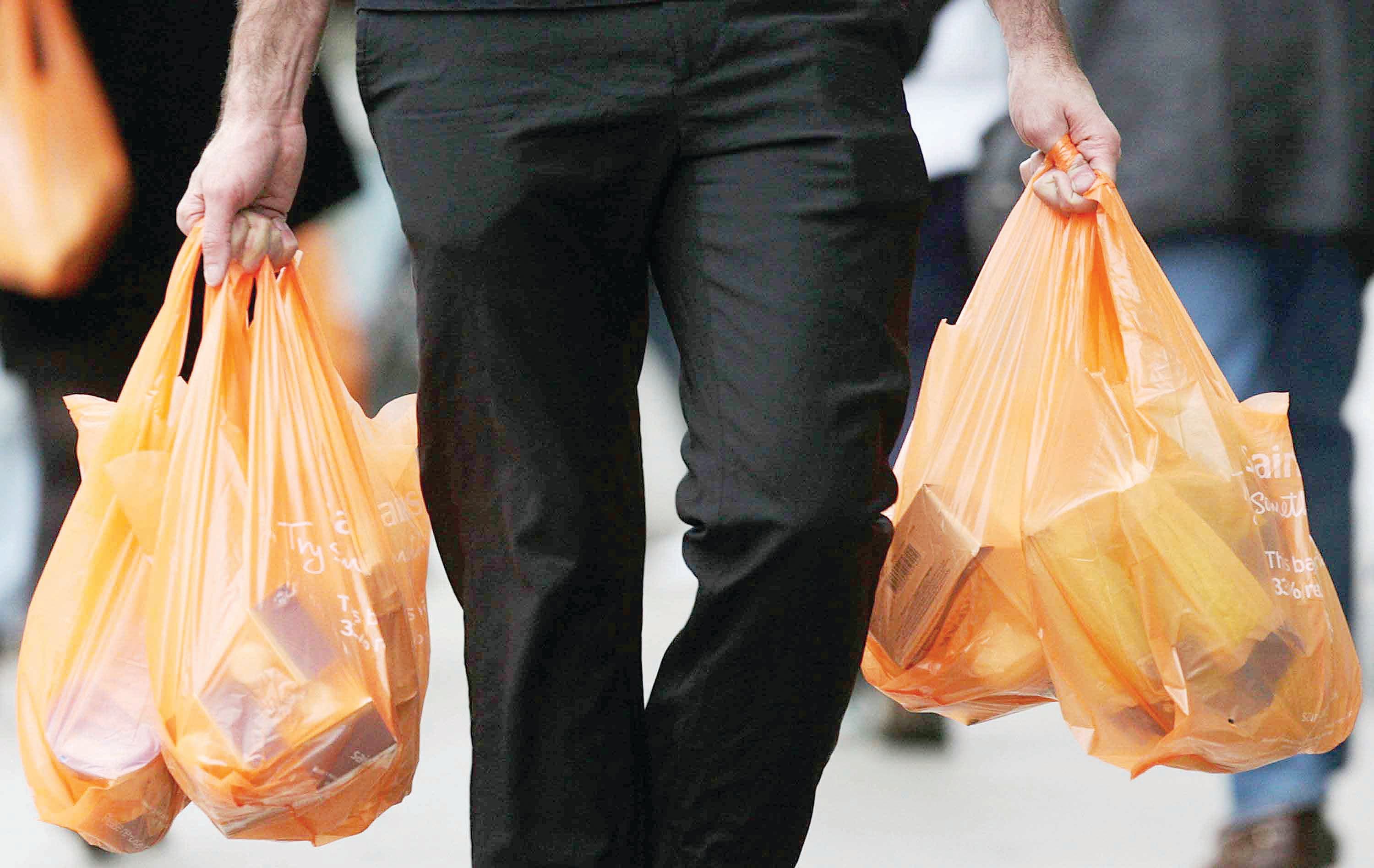 Pondrán en marcha revisiones en comercios para evitar el uso de bolsas plásticas IFOTO: El mañana