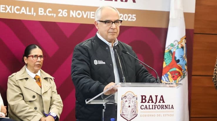 El secretario Alfredo Álvarez Cárdenas presentó su cuarto informe ante el Congreso del Estado, destacando coordinación institucional y acciones en materia migratoria.