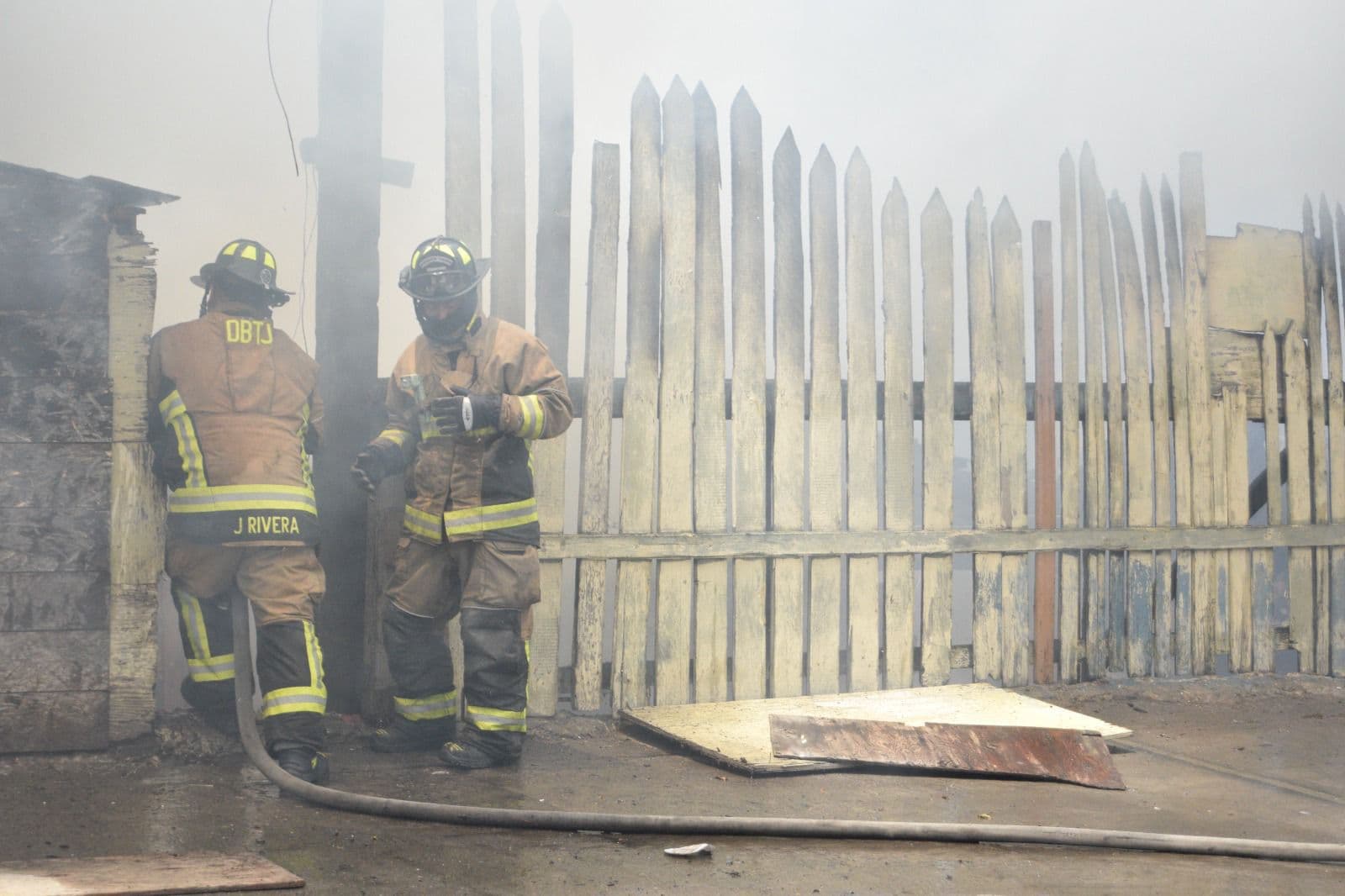 Fotos: Elementos de Bomberos atendieron dos incendios significativos durante las últimas 24 horas, sin reporte de personas lesionadas.