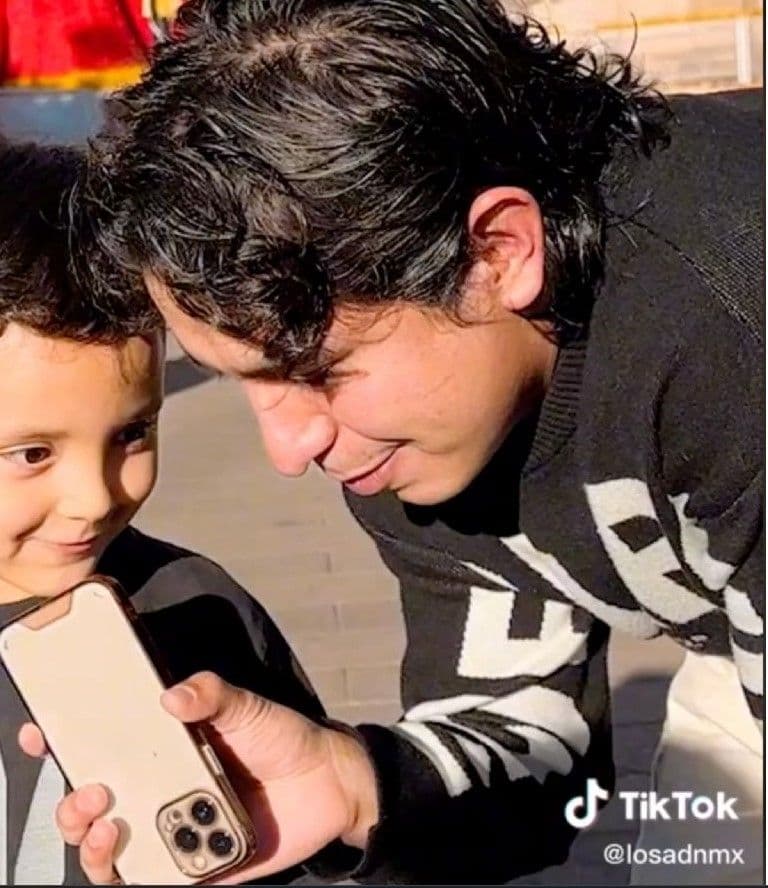 Confesó en una entrevista lo que había visto y terminó por revelar la infidelidad de su papá
