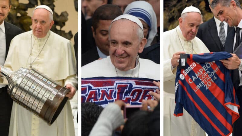 El papa Francisco recibiendo una camiseta de San Lorenzo en el Vaticano, uno de los tantos gestos que reflejaban su amor por el club de su infancia.