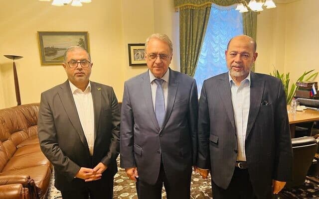 De izquierda a derecha: Bagheri, Bogdanov y Abu Marzouk IFOTO: