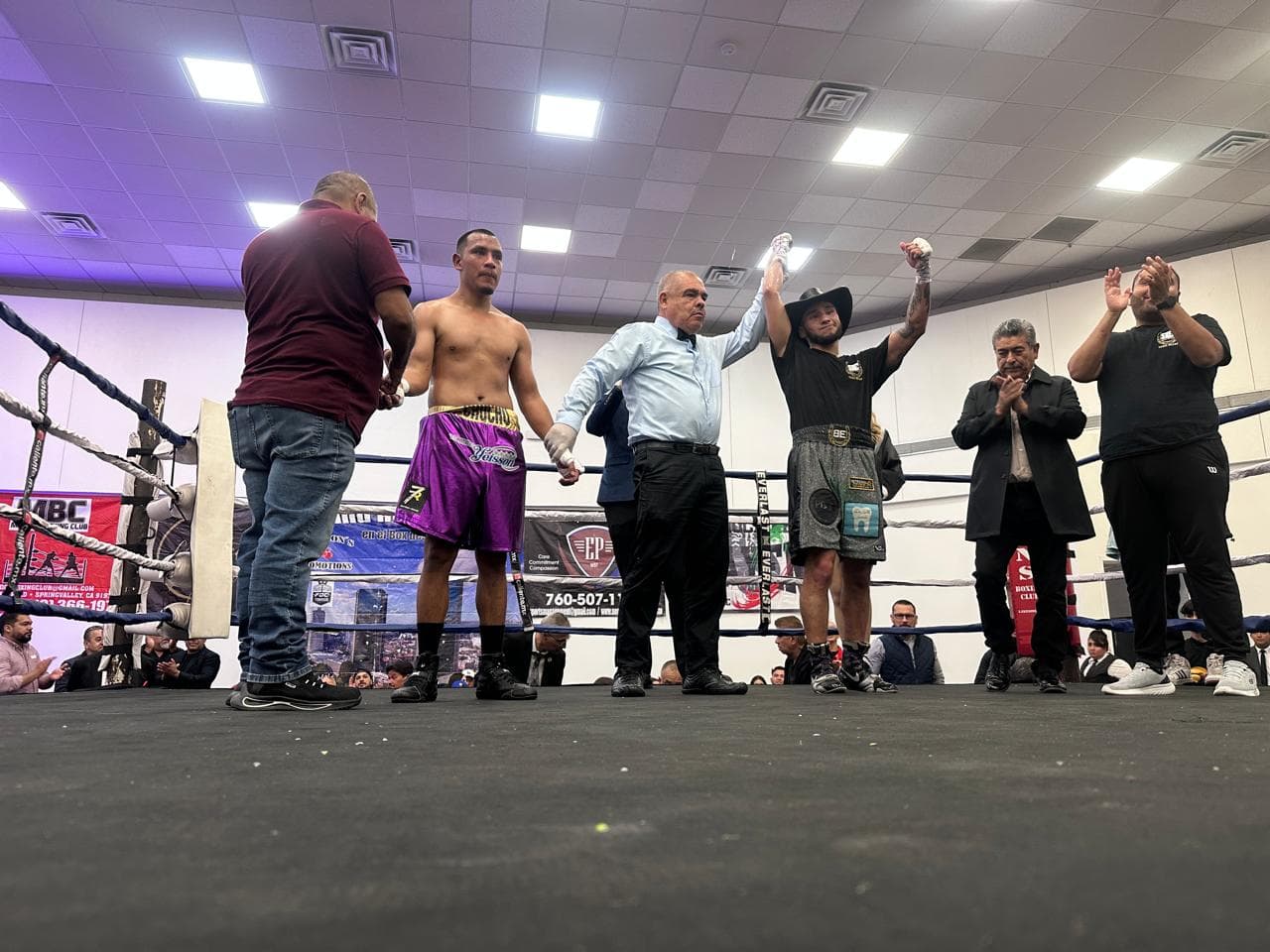 El evento reunió a aficionados del boxeo que presenciaron el crecimiento del invicto Escobar, quien dejó claro por qué es una de las promesas del pugilismo bajacaliforniano.