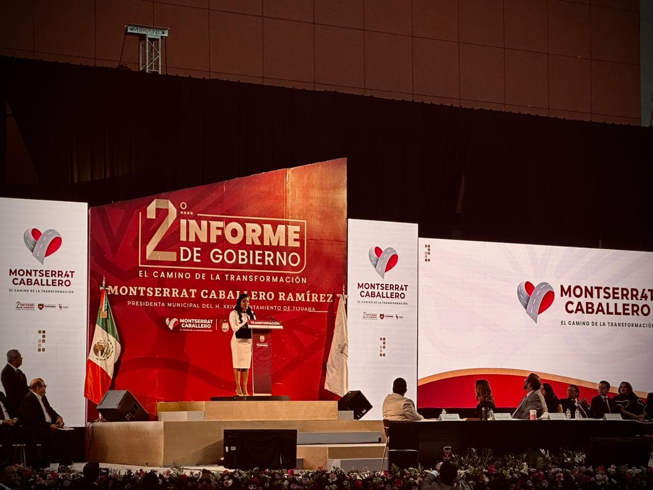 Las avenidas colindantes al trompo se cerraron para poder realizar el evento.