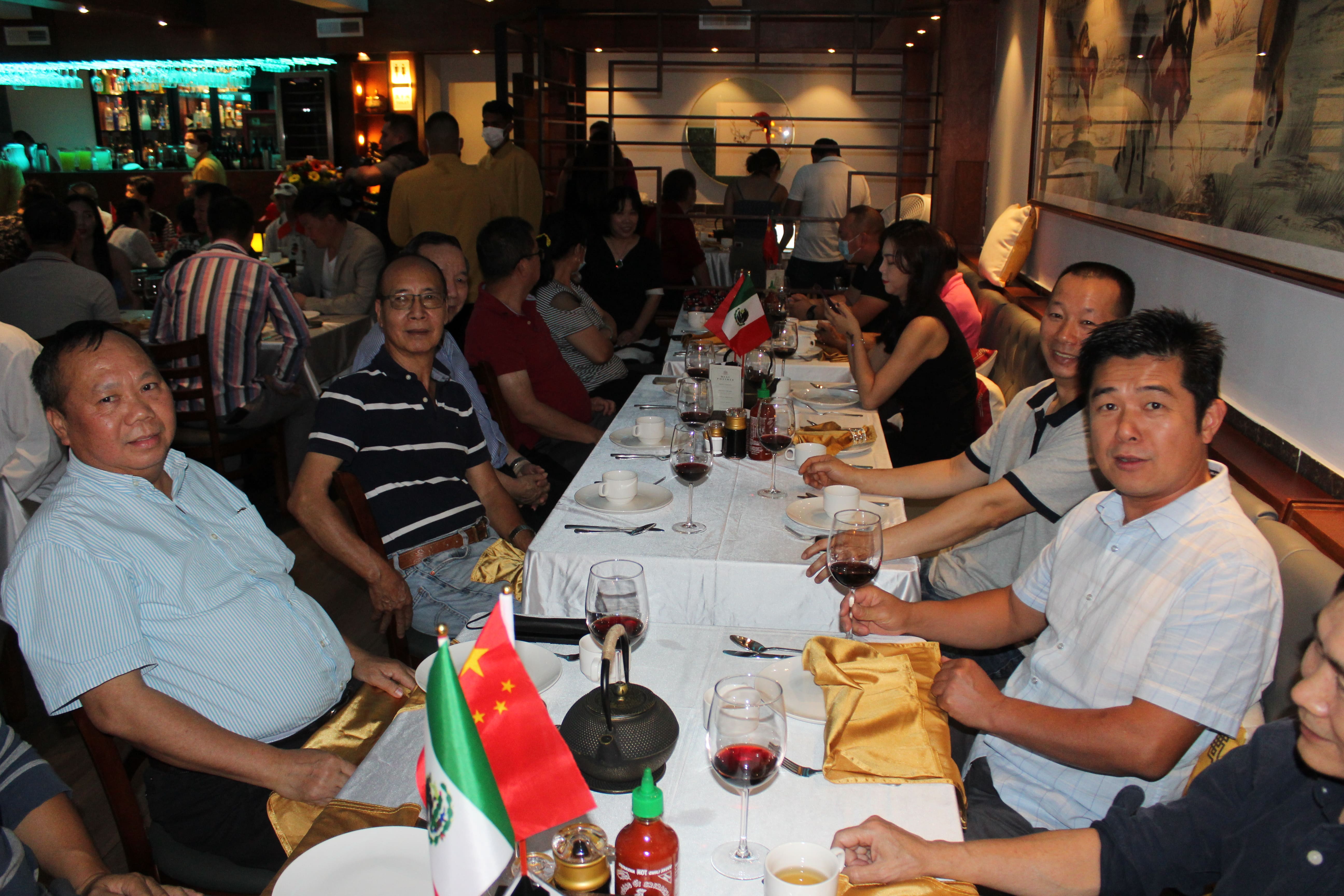 Celebran y refuerzan los lazos de amistad e intercambio econ&oacute;mico y cultural,