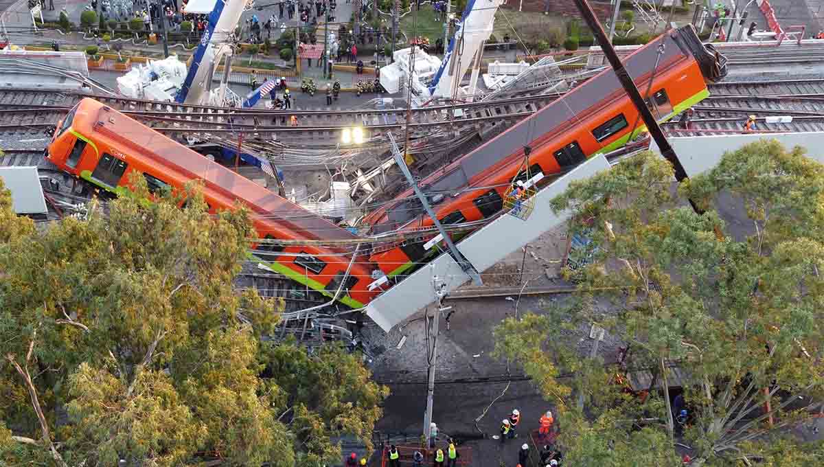 3 de mayo de 2021, un tramo de las v&iacute;as se desplom&oacute;