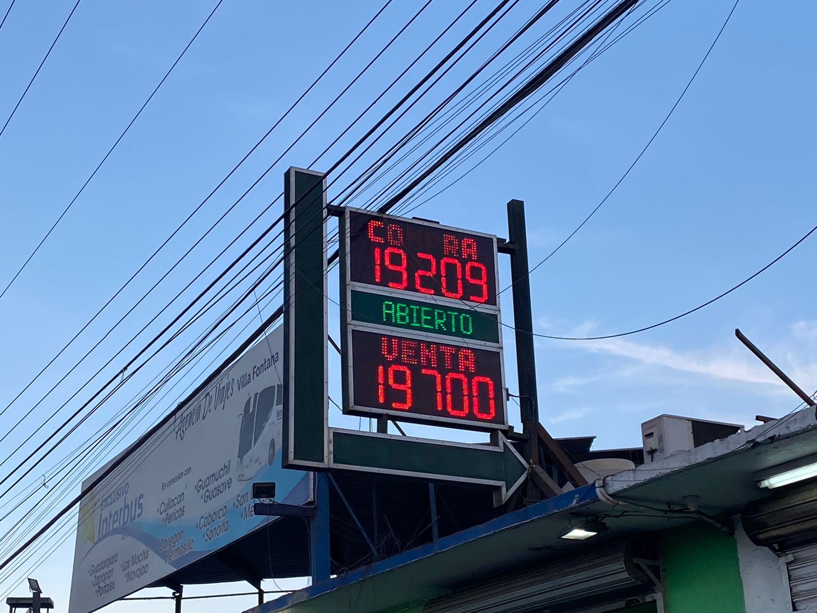 Tipo de cambio hoy (Foto: Omar Martínez)