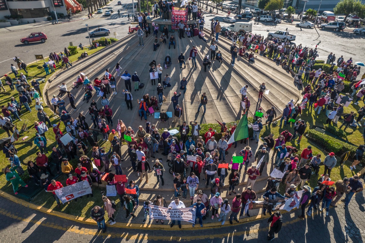 Marcha de AMLO en BC