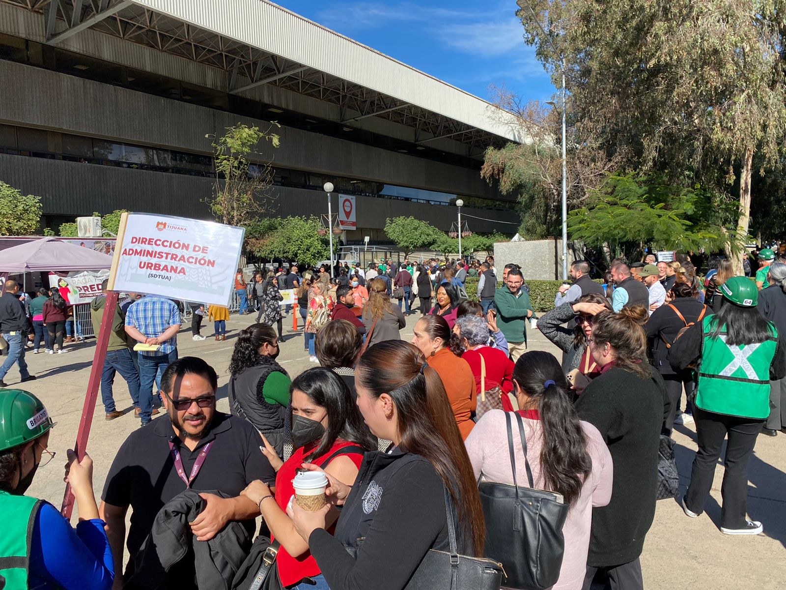 Suspenden actividades en Ayuntamiento de Tijuana por replica de sismo